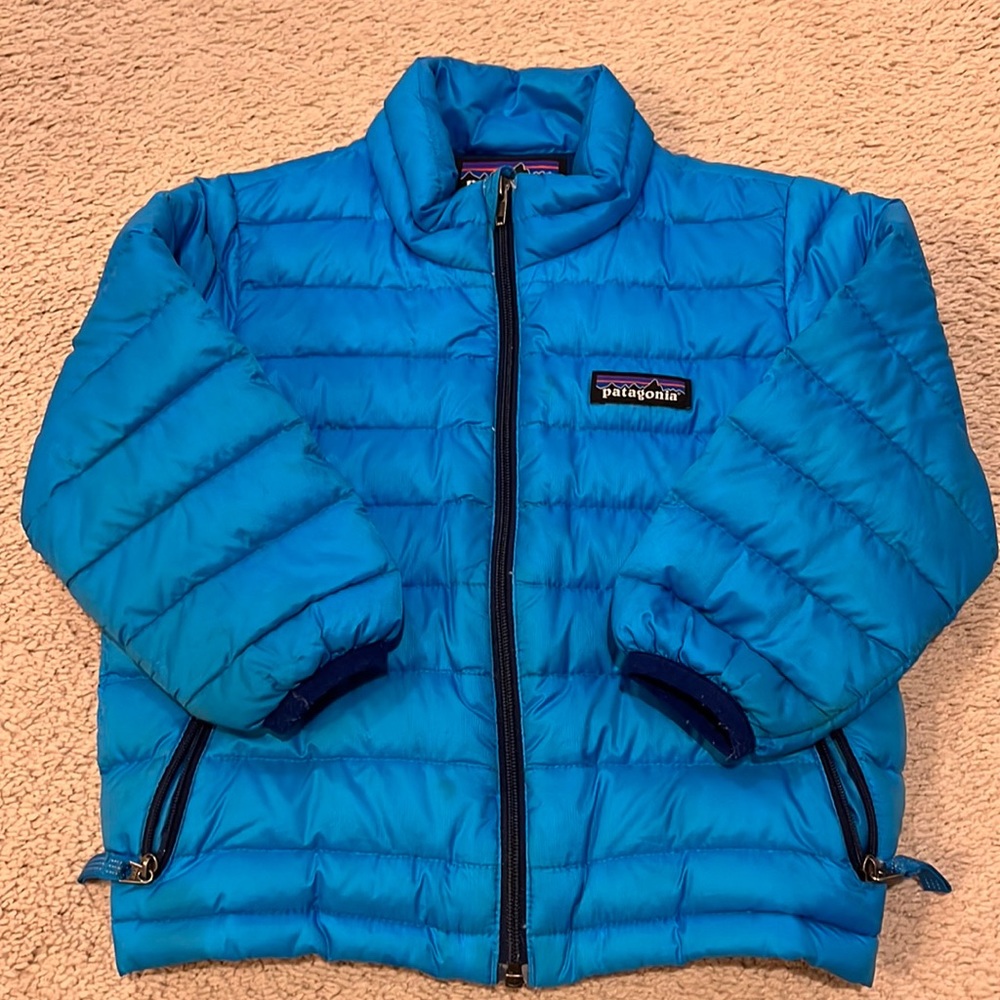 Patagonia 2T. Excellent used condition.